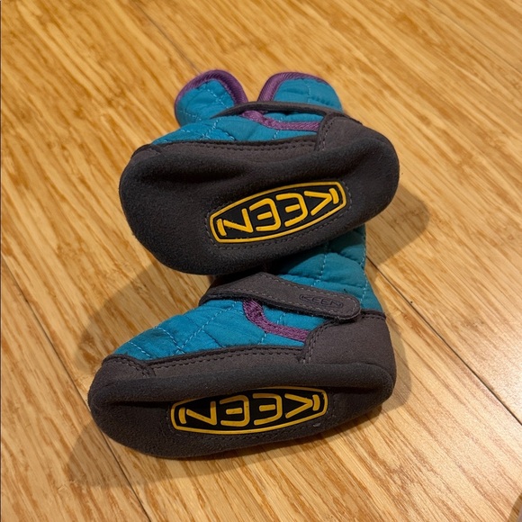 Nike and Keens shoe bundles - infant sizes - Picture 2 of 6